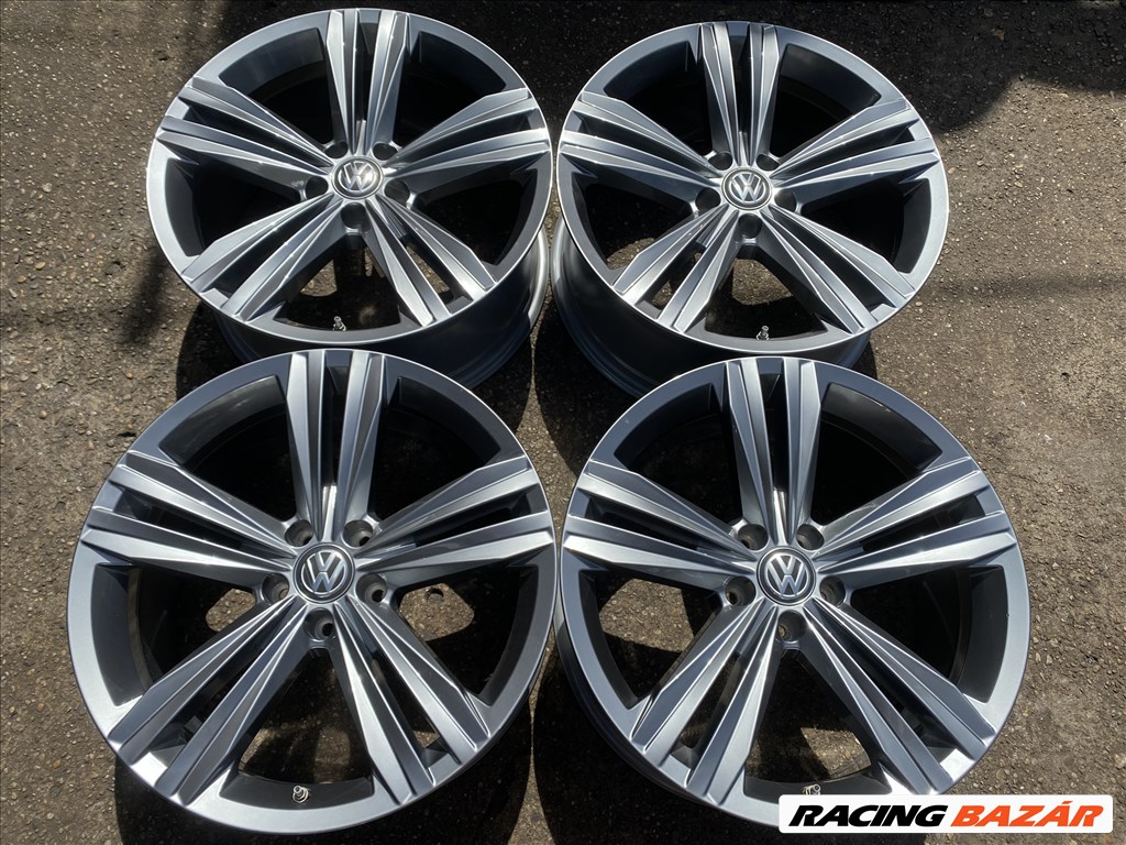 4db gyári 19" VW Touareg [Sebring] alufelni. (3355) 1. kép